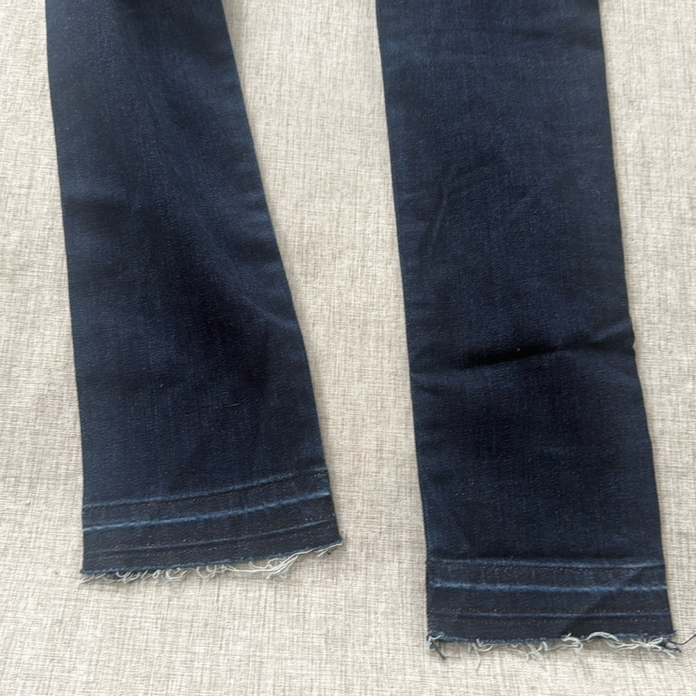 Veronica Beard Brooke Skinny Mid Rise Denim Jean Size 28‎ Dark Wash raw hem - Picture 9 of 14